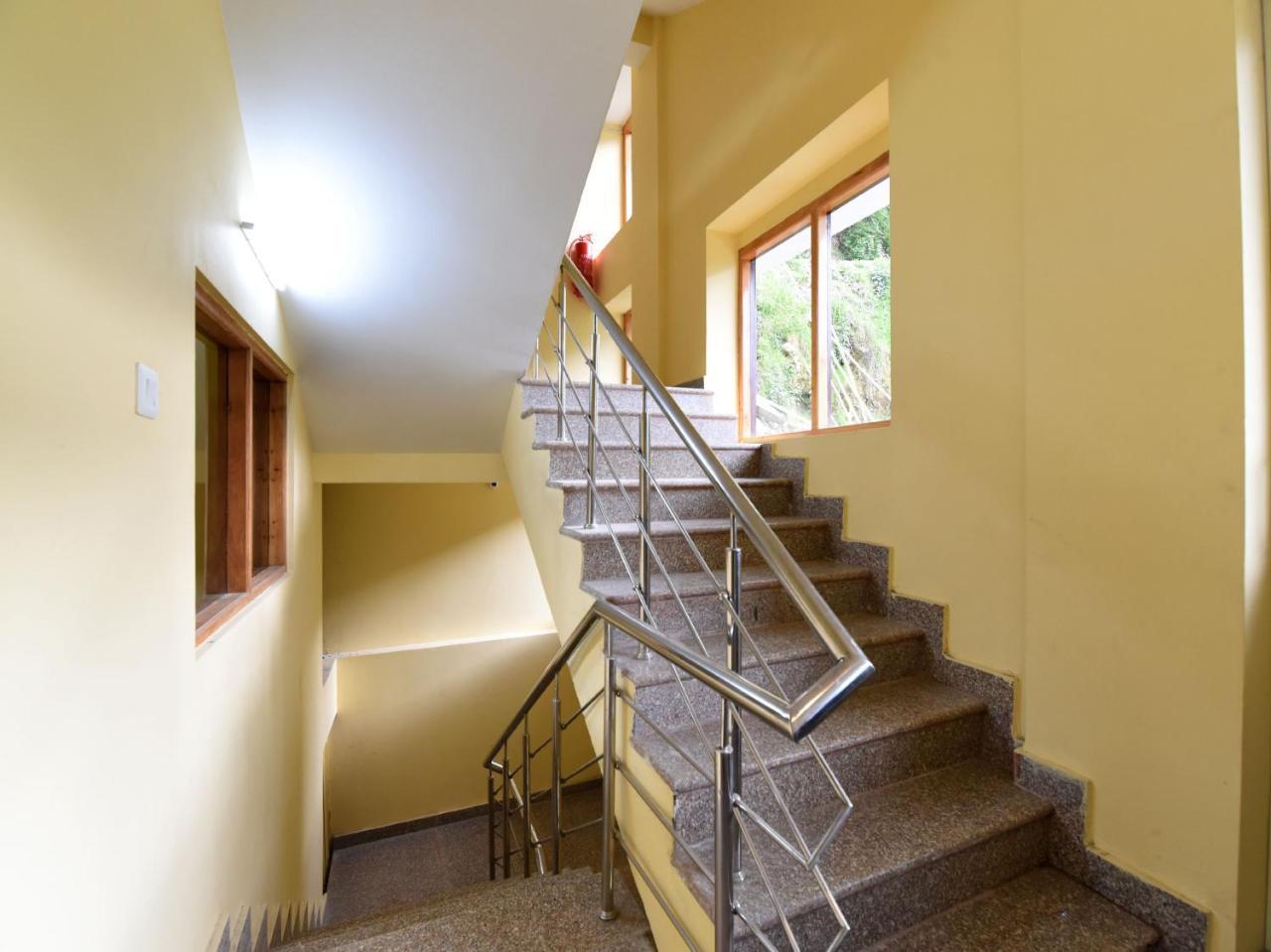 Oyo 14141 Apple Valley View Manali  Exterior photo